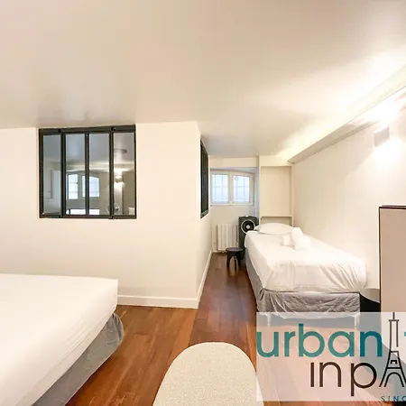 Urban Flat 09 - Stylish Triplex Champs-elysees Appartamento Parigi